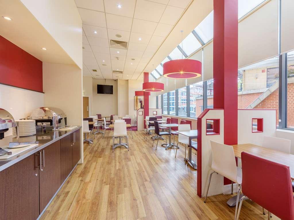 Travelodge Leeds Central Restaurang bild