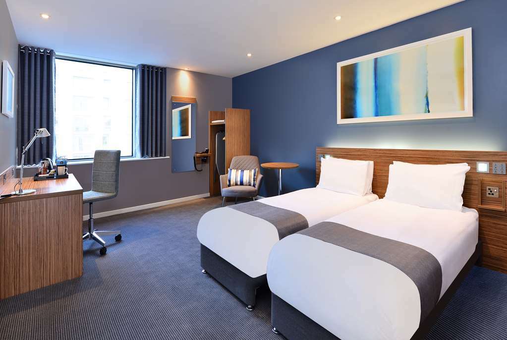 Travelodge Leeds Central Rum bild